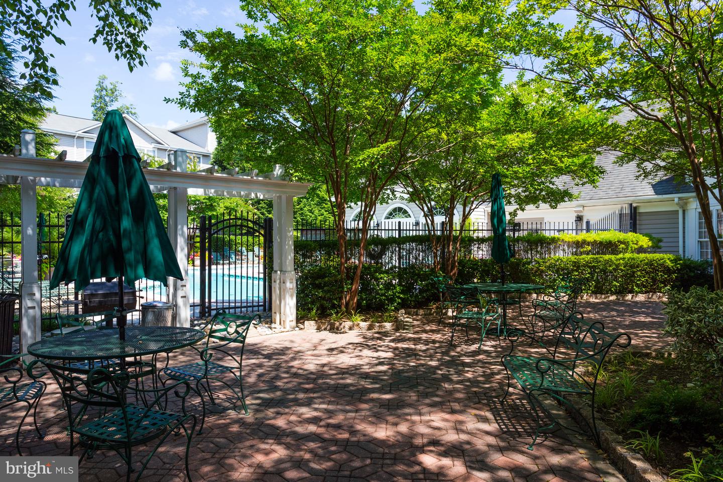 4602 SUPERIOR SQ, FAIRFAX, Virginia 22033, 2 Bedrooms Bedrooms, ,2 BathroomsBathrooms,Residential,For sale,4602 SUPERIOR SQ,VAFX2259132 MLS # VAFX2259132