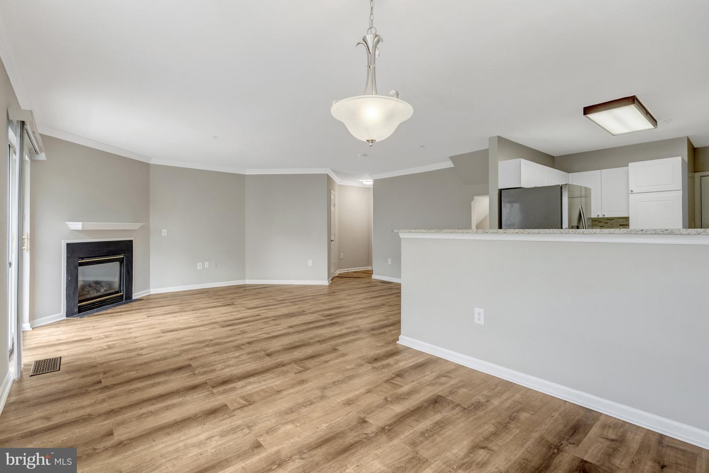 4602 SUPERIOR SQ, FAIRFAX, Virginia 22033, 2 Bedrooms Bedrooms, ,2 BathroomsBathrooms,Residential,For sale,4602 SUPERIOR SQ,VAFX2259132 MLS # VAFX2259132