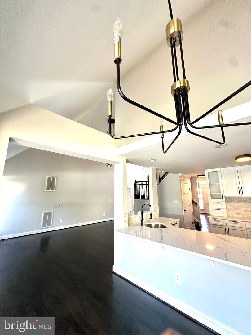 85 BASALT DR, FREDERICKSBURG, Virginia 22406, 4 Bedrooms Bedrooms, ,2 BathroomsBathrooms,Residential,For sale,85 BASALT DR,VAST2041488 MLS # VAST2041488