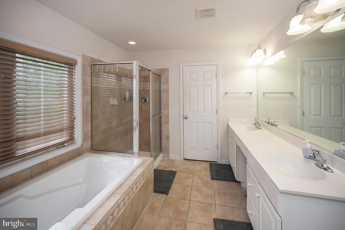 8950 BIRCH BAY CIR, LORTON, Virginia 22079, 4 Bedrooms Bedrooms, ,2 BathroomsBathrooms,Residential,For sale,8950 BIRCH BAY CIR,VAFX2259556 MLS # VAFX2259556
