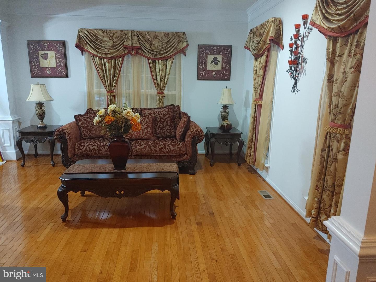 8950 BIRCH BAY CIR, LORTON, Virginia 22079, 4 Bedrooms Bedrooms, ,2 BathroomsBathrooms,Residential,For sale,8950 BIRCH BAY CIR,VAFX2259556 MLS # VAFX2259556