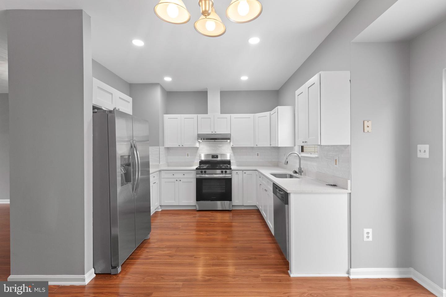 2447 CLOVER FIELD CIR, HERNDON, Virginia 20171, 3 Bedrooms Bedrooms, ,2 BathroomsBathrooms,Residential,For sale,2447 CLOVER FIELD CIR,VAFX2260166 MLS # VAFX2260166