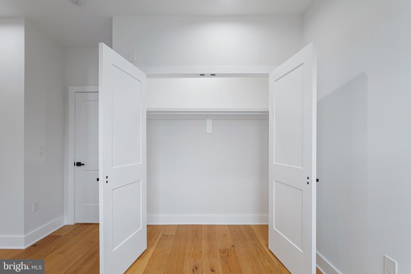 1107 QUEEN ST NE #4, WASHINGTON, District Of Columbia 20002, 3 Bedrooms Bedrooms, ,1 BathroomBathrooms,Residential,For sale,1107 QUEEN ST NE #4,DCDC2214382 MLS # DCDC2214382