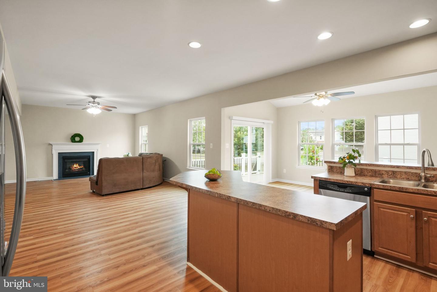 3952 LAKE ASHBY CT, WARRENTON, Virginia 20187, 4 Bedrooms Bedrooms, ,3 BathroomsBathrooms,Residential,For sale,3952 LAKE ASHBY CT,VAFQ2017882 MLS # VAFQ2017882