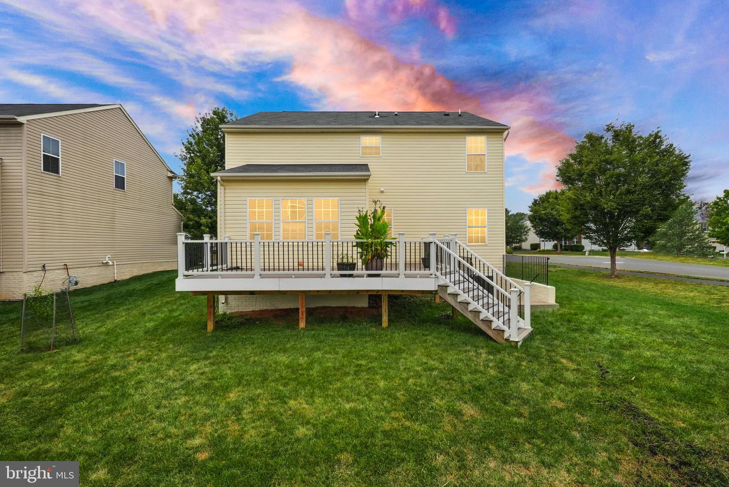 3952 LAKE ASHBY CT, WARRENTON, Virginia 20187, 4 Bedrooms Bedrooms, ,3 BathroomsBathrooms,Residential,For sale,3952 LAKE ASHBY CT,VAFQ2017882 MLS # VAFQ2017882