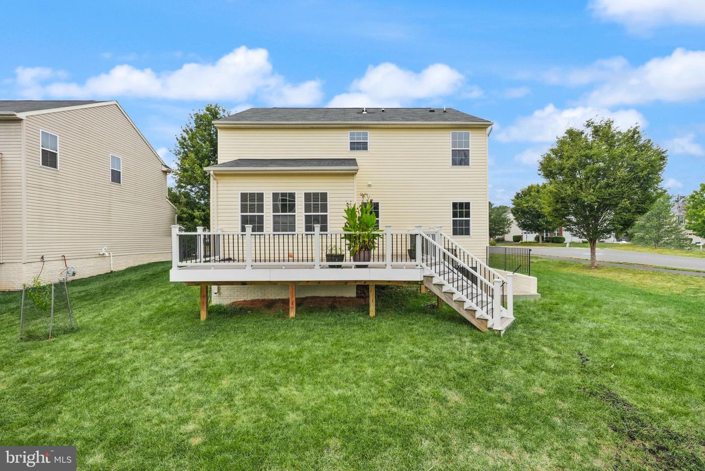 3952 LAKE ASHBY CT, WARRENTON, Virginia 20187, 4 Bedrooms Bedrooms, ,3 BathroomsBathrooms,Residential,For sale,3952 LAKE ASHBY CT,VAFQ2017882 MLS # VAFQ2017882