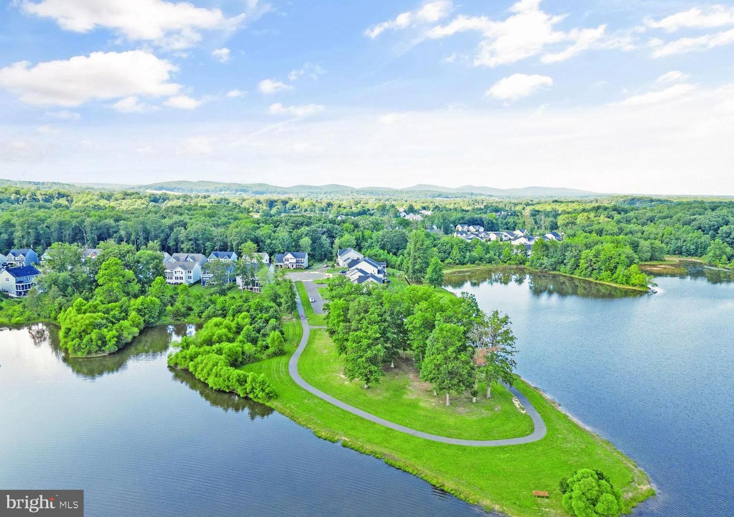 3952 LAKE ASHBY CT, WARRENTON, Virginia 20187, 4 Bedrooms Bedrooms, ,3 BathroomsBathrooms,Residential,For sale,3952 LAKE ASHBY CT,VAFQ2017882 MLS # VAFQ2017882