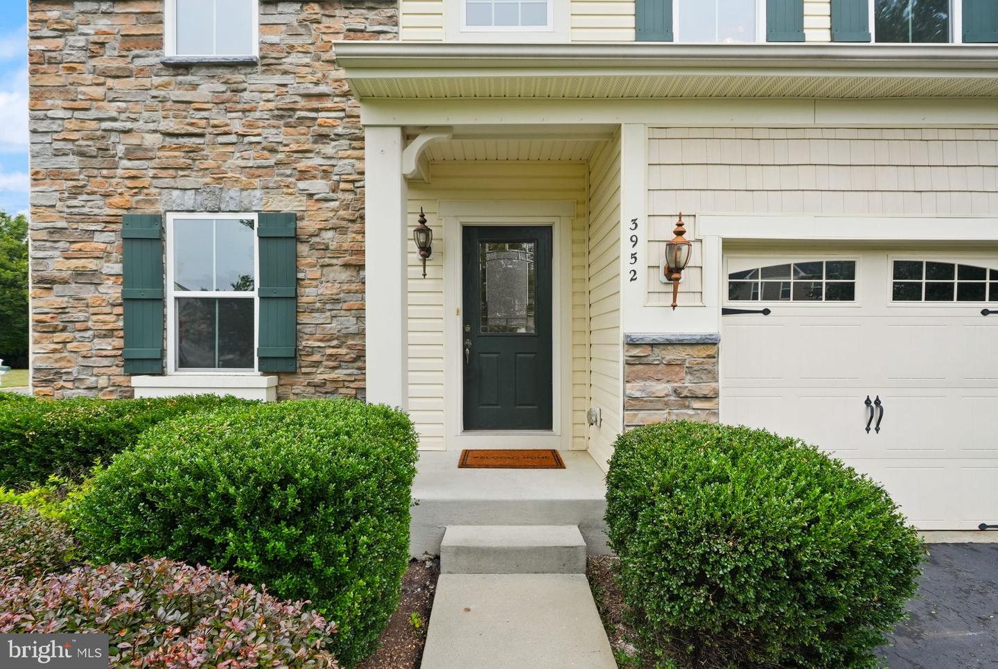 3952 LAKE ASHBY CT, WARRENTON, Virginia 20187, 4 Bedrooms Bedrooms, ,3 BathroomsBathrooms,Residential,For sale,3952 LAKE ASHBY CT,VAFQ2017882 MLS # VAFQ2017882