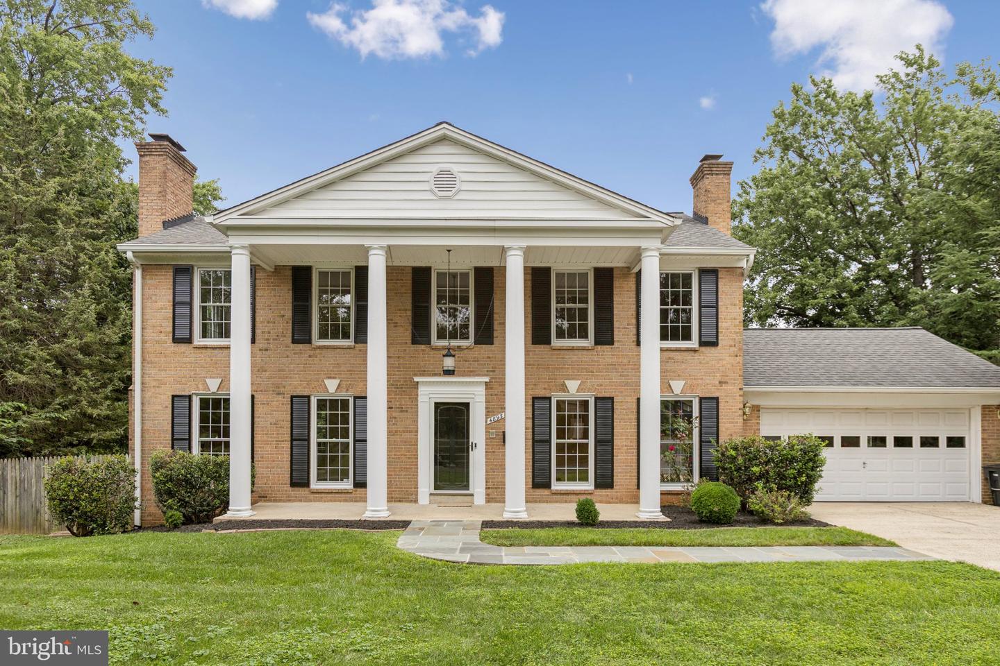 4893 35TH RD N, ARLINGTON, Virginia 22207, 6 Bedrooms Bedrooms, 12 Rooms Rooms,2 BathroomsBathrooms,Residential,For sale,4893 35TH RD N,VAAR2062184 MLS # VAAR2062184