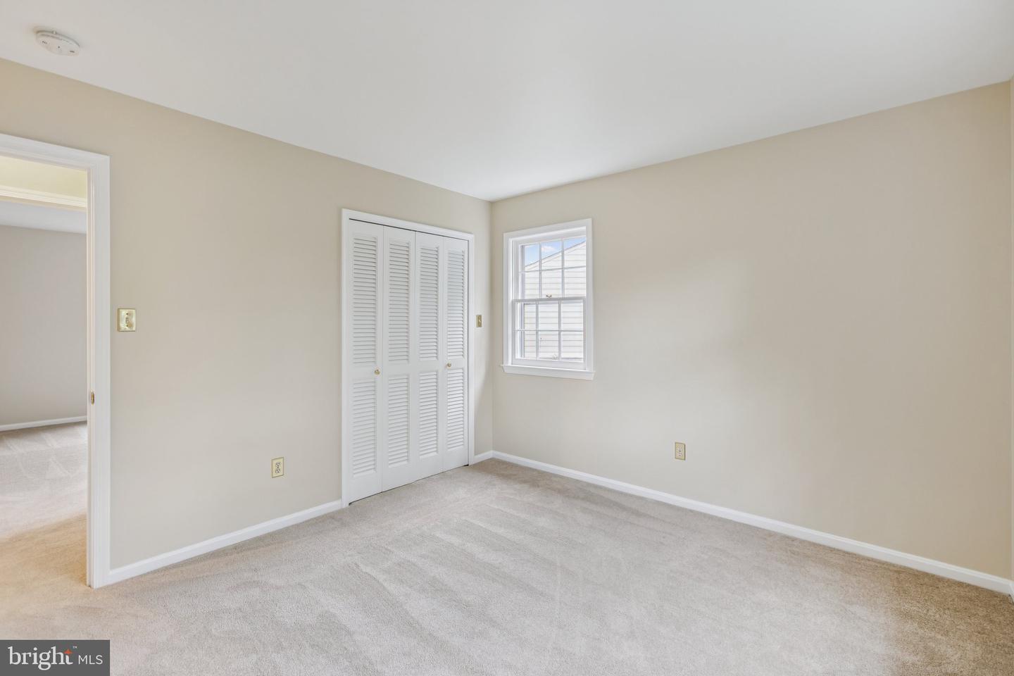 4893 35TH RD N, ARLINGTON, Virginia 22207, 6 Bedrooms Bedrooms, 12 Rooms Rooms,2 BathroomsBathrooms,Residential,For sale,4893 35TH RD N,VAAR2062184 MLS # VAAR2062184