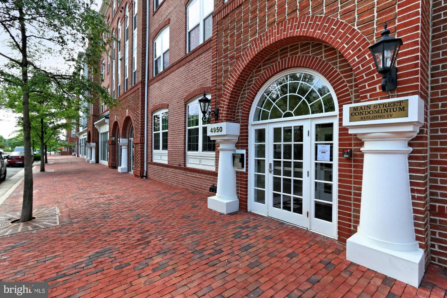 4950 BRENMAN PARK DR #311, ALEXANDRIA, Virginia 22304, 1 Bedroom Bedrooms, ,1 BathroomBathrooms,Residential,For sale,4950 BRENMAN PARK DR #311,VAAX2048536 MLS # VAAX2048536