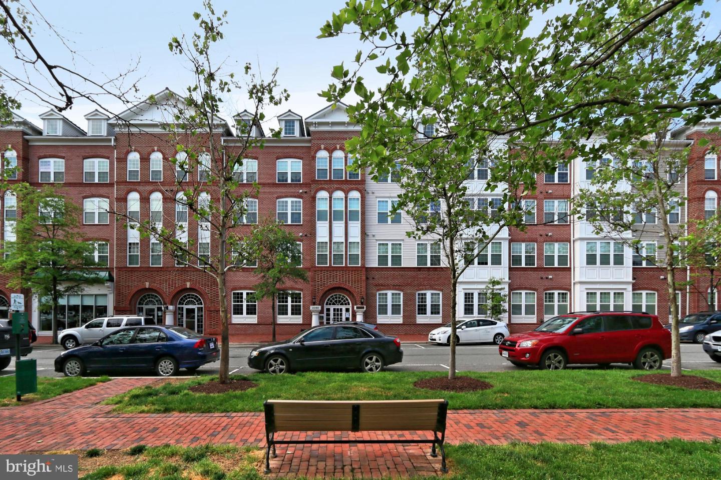 4950 BRENMAN PARK DR #311, ALEXANDRIA, Virginia 22304, 1 Bedroom Bedrooms, ,1 BathroomBathrooms,Residential,For sale,4950 BRENMAN PARK DR #311,VAAX2048536 MLS # VAAX2048536