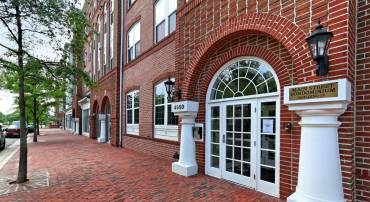 4950 BRENMAN PARK DR #311, ALEXANDRIA, Virginia 22304, 1 Bedroom Bedrooms, ,1 BathroomBathrooms,Residential,For sale,4950 BRENMAN PARK DR #311,VAAX2048536 MLS # VAAX2048536