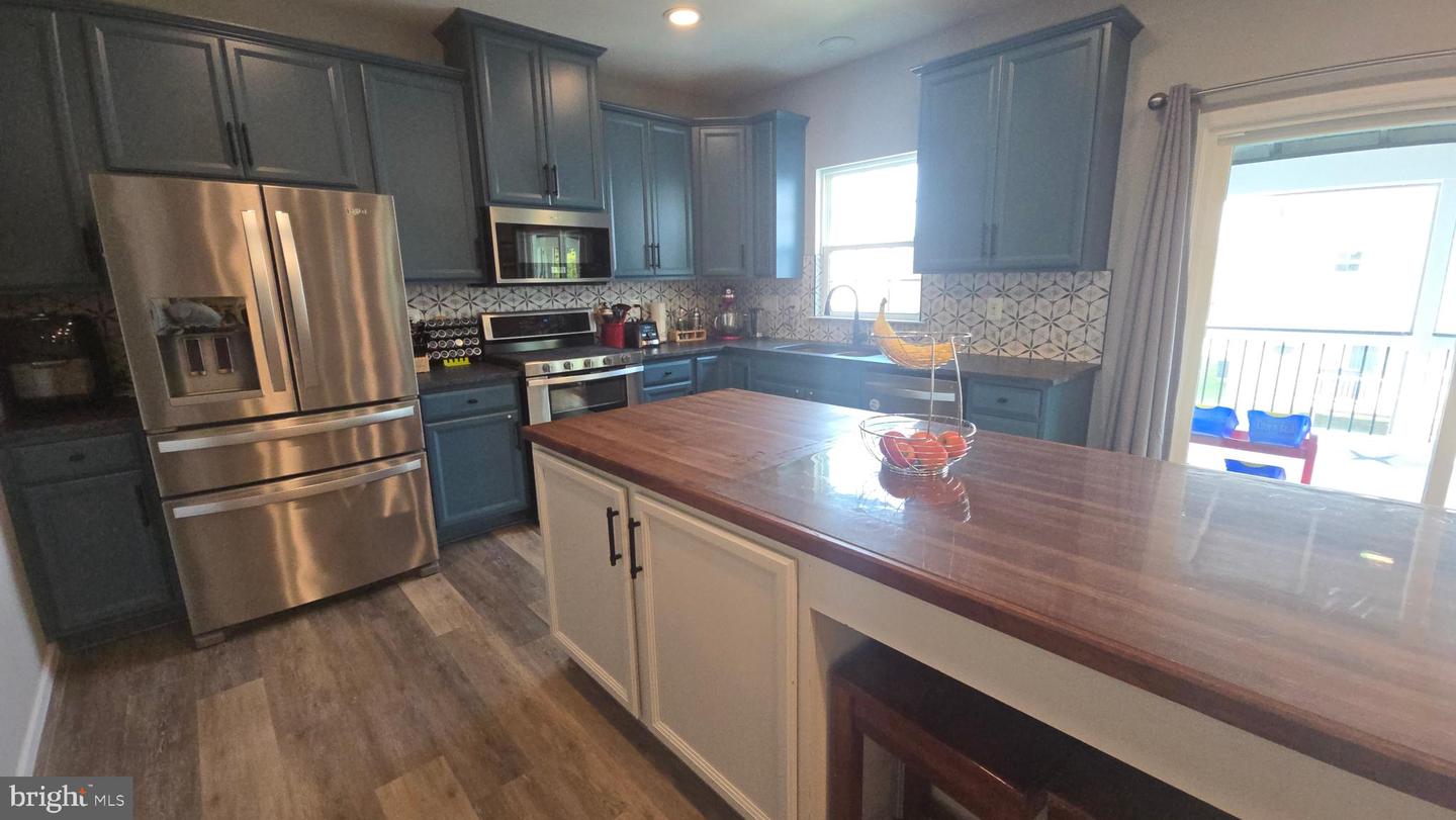 115 CHURNDASH WAY, STEPHENSON, Virginia 22656, 5 Bedrooms Bedrooms, 18 Rooms Rooms,3 BathroomsBathrooms,Residential,For sale,115 CHURNDASH WAY,VAFV2036126 MLS # VAFV2036126
