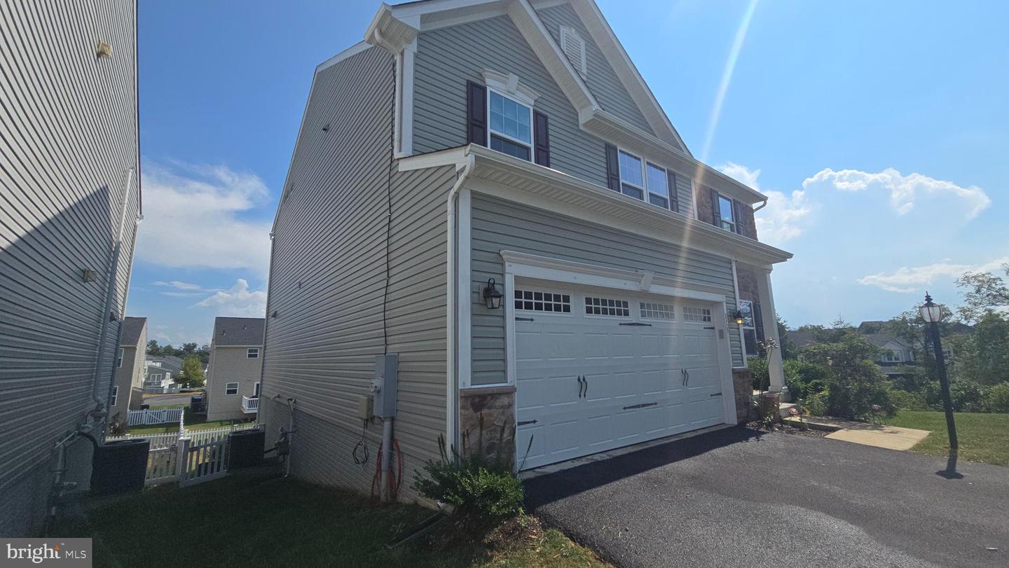 115 CHURNDASH WAY, STEPHENSON, Virginia 22656, 5 Bedrooms Bedrooms, 18 Rooms Rooms,3 BathroomsBathrooms,Residential,For sale,115 CHURNDASH WAY,VAFV2036126 MLS # VAFV2036126