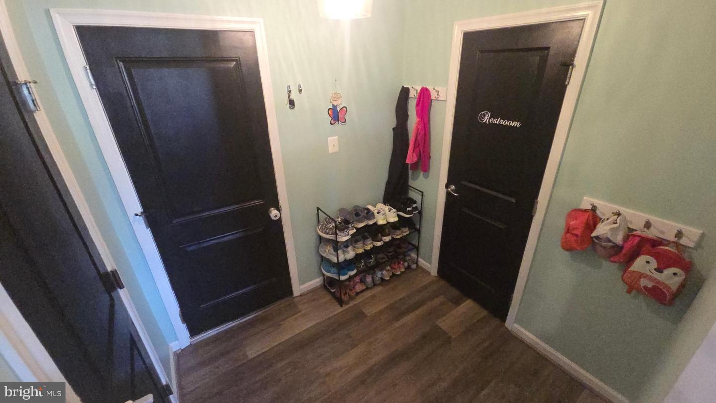 115 CHURNDASH WAY, STEPHENSON, Virginia 22656, 5 Bedrooms Bedrooms, 18 Rooms Rooms,3 BathroomsBathrooms,Residential,For sale,115 CHURNDASH WAY,VAFV2036126 MLS # VAFV2036126