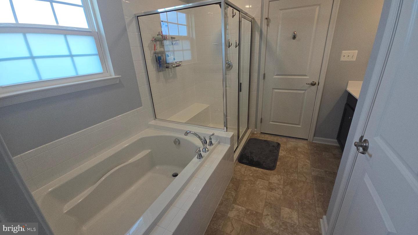 115 CHURNDASH WAY, STEPHENSON, Virginia 22656, 5 Bedrooms Bedrooms, 18 Rooms Rooms,3 BathroomsBathrooms,Residential,For sale,115 CHURNDASH WAY,VAFV2036126 MLS # VAFV2036126