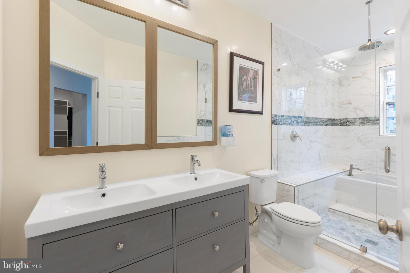 5814 LARPIN LN, ALEXANDRIA, Virginia 22310, 4 Bedrooms Bedrooms, ,3 BathroomsBathrooms,Residential,For sale,5814 LARPIN LN,VAFX2261628 MLS # VAFX2261628