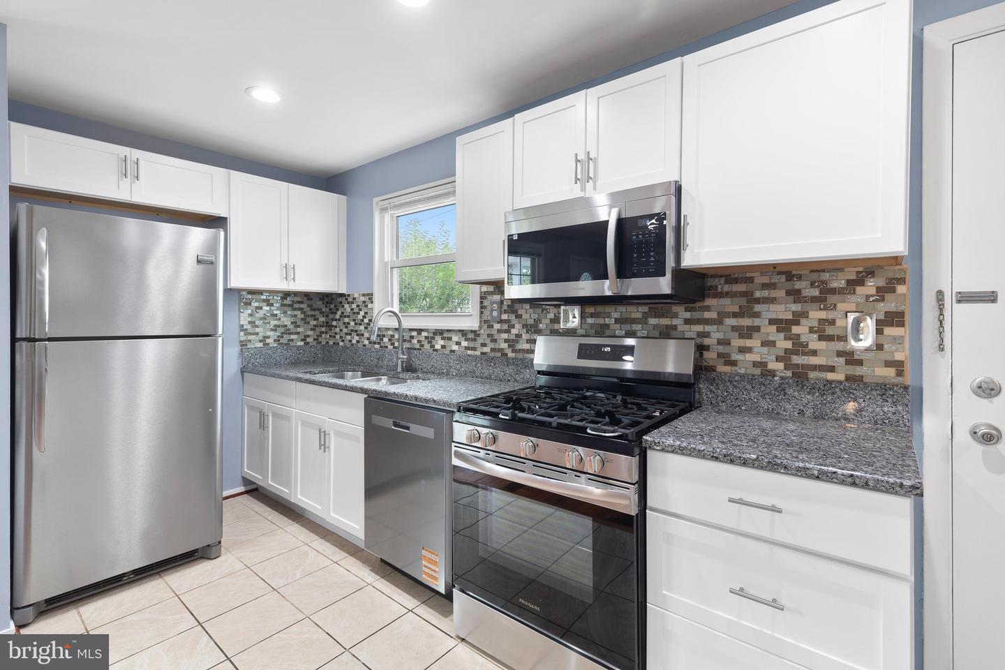 5814 LARPIN LN, ALEXANDRIA, Virginia 22310, 4 Bedrooms Bedrooms, ,3 BathroomsBathrooms,Residential,For sale,5814 LARPIN LN,VAFX2261628 MLS # VAFX2261628