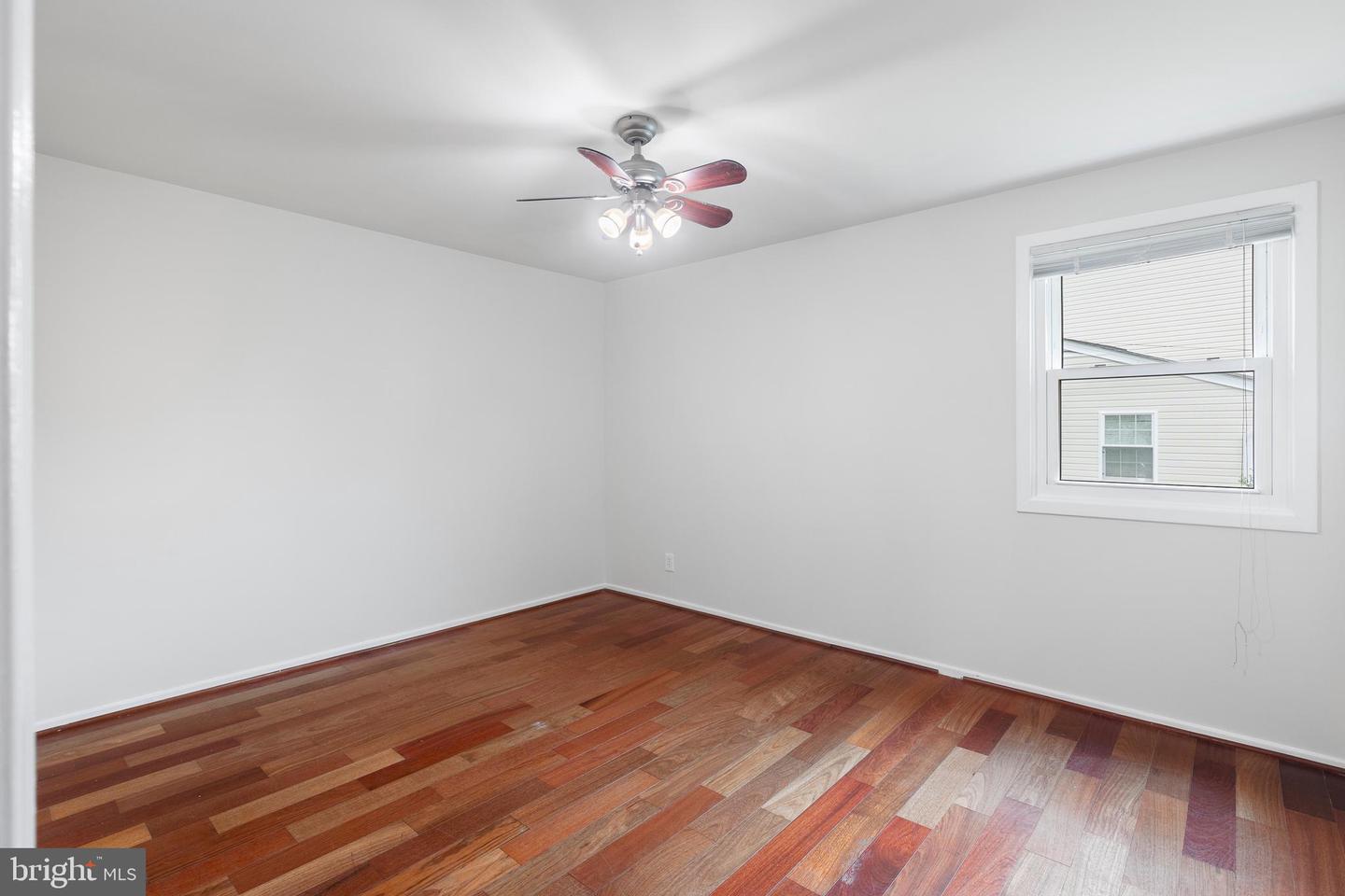 5814 LARPIN LN, ALEXANDRIA, Virginia 22310, 4 Bedrooms Bedrooms, ,3 BathroomsBathrooms,Residential,For sale,5814 LARPIN LN,VAFX2261628 MLS # VAFX2261628