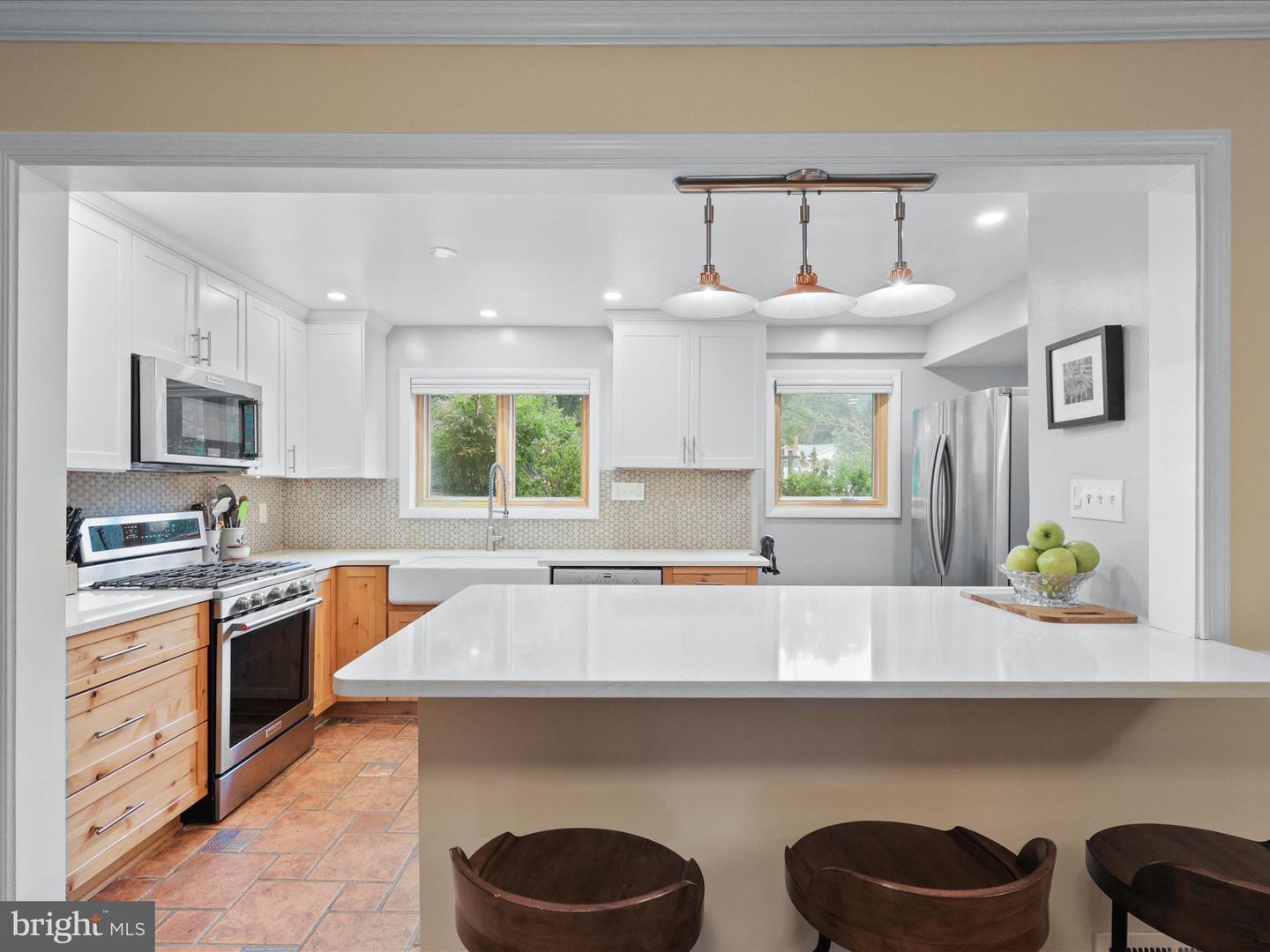 4712 SURRY PL, ALEXANDRIA, Virginia 22304, 3 Bedrooms Bedrooms, ,2 BathroomsBathrooms,Residential,For sale,4712 SURRY PL,VAAX2048700 MLS # VAAX2048700