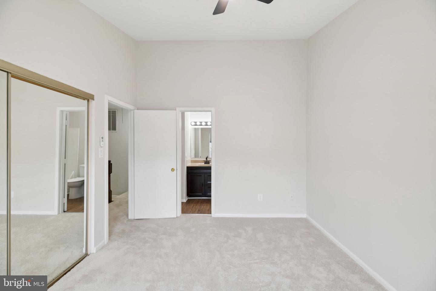 187 SAINT JOHNS SQ, STERLING, Virginia 20164, 3 Bedrooms Bedrooms, ,1 BathroomBathrooms,Residential,For sale,187 SAINT JOHNS SQ,VALO2104768 MLS # VALO2104768