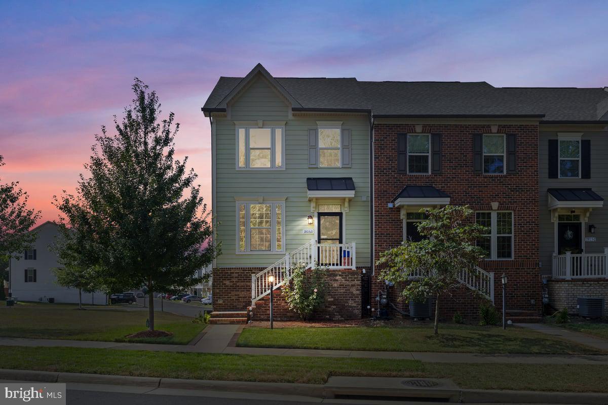 18060 RED CEDAR RD, DUMFRIES, Virginia 22026, 3 Bedrooms Bedrooms, ,2 BathroomsBathrooms,Residential,For sale,18060 RED CEDAR RD,VAPW2101728 MLS # VAPW2101728
