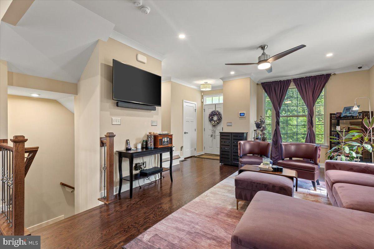 18060 RED CEDAR RD, DUMFRIES, Virginia 22026, 3 Bedrooms Bedrooms, ,2 BathroomsBathrooms,Residential,For sale,18060 RED CEDAR RD,VAPW2101728 MLS # VAPW2101728