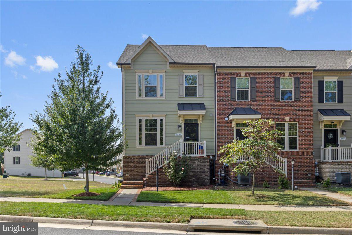 18060 RED CEDAR RD, DUMFRIES, Virginia 22026, 3 Bedrooms Bedrooms, ,2 BathroomsBathrooms,Residential,For sale,18060 RED CEDAR RD,VAPW2101728 MLS # VAPW2101728