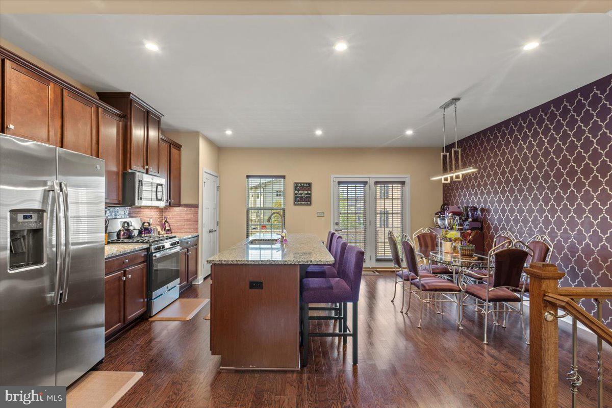 18060 RED CEDAR RD, DUMFRIES, Virginia 22026, 3 Bedrooms Bedrooms, ,2 BathroomsBathrooms,Residential,For sale,18060 RED CEDAR RD,VAPW2101728 MLS # VAPW2101728
