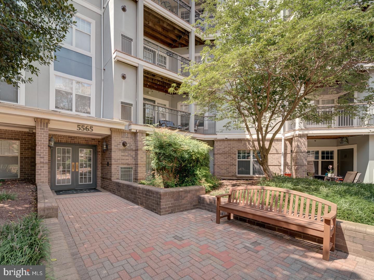 5565 SEMINARY RD #214, FALLS CHURCH, Virginia 22041, 1 Bedroom Bedrooms, ,1 BathroomBathrooms,Residential,For sale,5565 SEMINARY RD #214,VAFX2261980 MLS # VAFX2261980