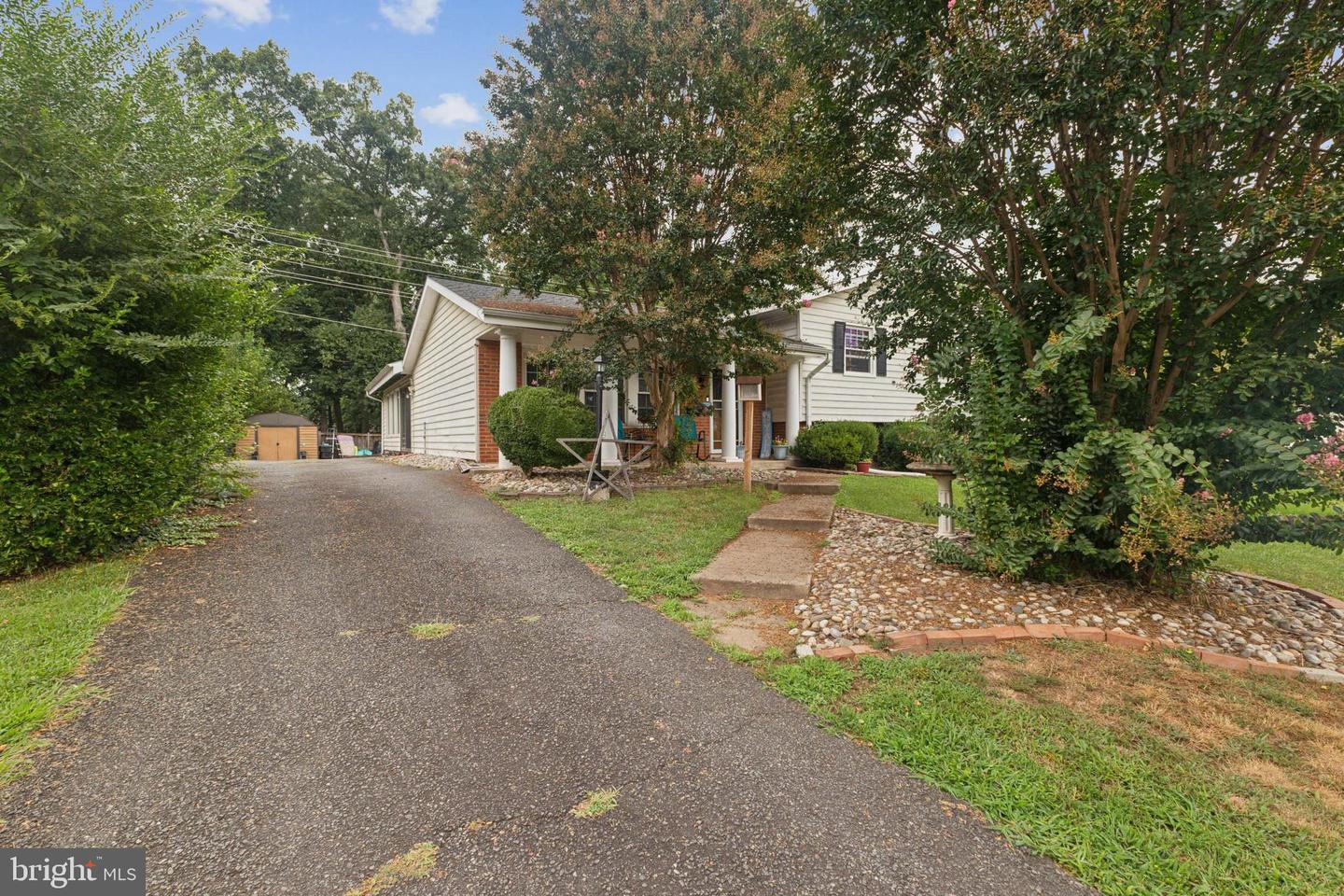 1029 S IRONWOOD RD, STERLING, Virginia 20164, 4 Bedrooms Bedrooms, ,3 BathroomsBathrooms,Residential,For sale,1029 S IRONWOOD RD,VALO2104808 MLS # VALO2104808