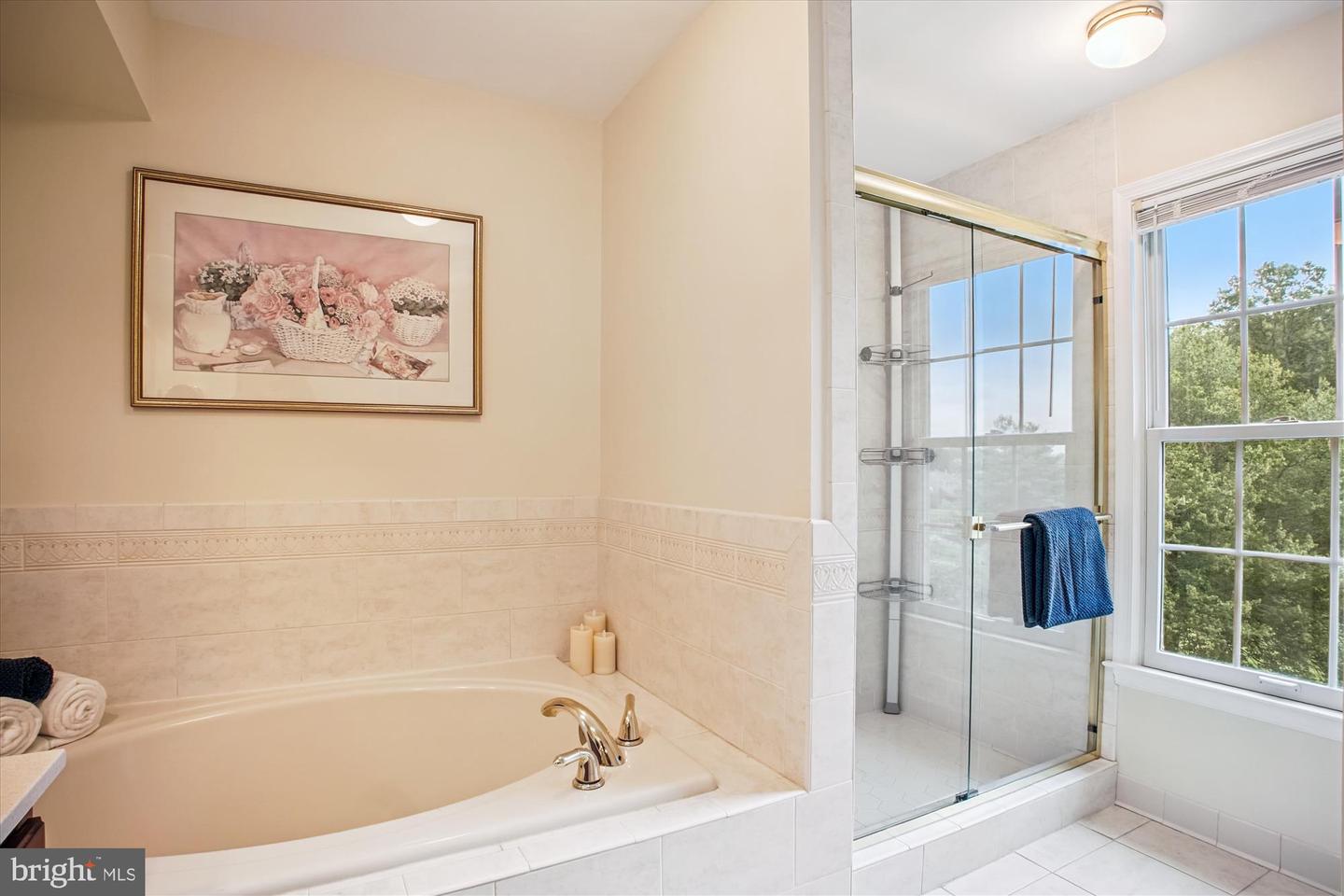 3853 INVERNESS RD, FAIRFAX, Virginia 22033, 3 Bedrooms Bedrooms, ,3 BathroomsBathrooms,Residential,For sale,3853 INVERNESS RD,VAFX2262012 MLS # VAFX2262012