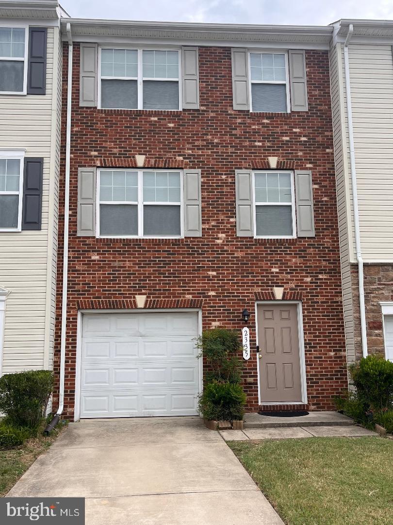 2335 DRAKE LN, FREDERICKSBURG, Virginia 22408, 4 Bedrooms Bedrooms, 8 Rooms Rooms,2 BathroomsBathrooms,Residential,For sale,2335 DRAKE LN,VASP2035560 MLS # VASP2035560