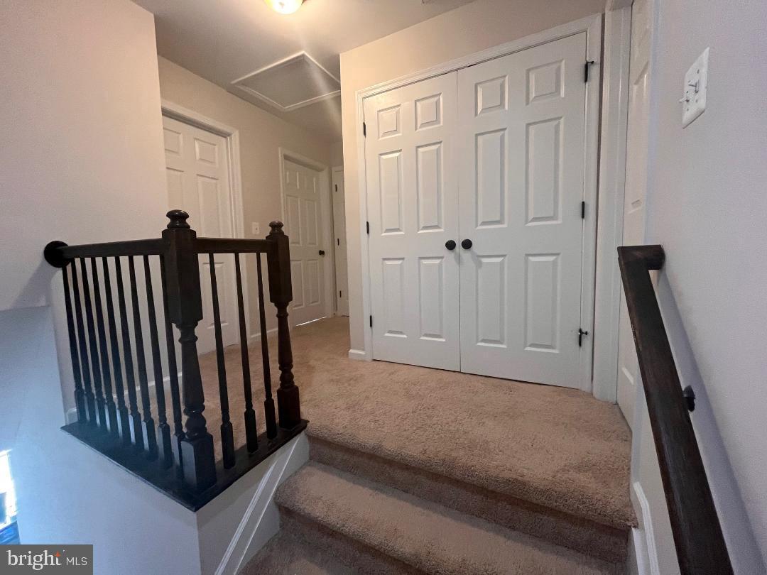 2335 DRAKE LN, FREDERICKSBURG, Virginia 22408, 4 Bedrooms Bedrooms, 8 Rooms Rooms,2 BathroomsBathrooms,Residential,For sale,2335 DRAKE LN,VASP2035560 MLS # VASP2035560