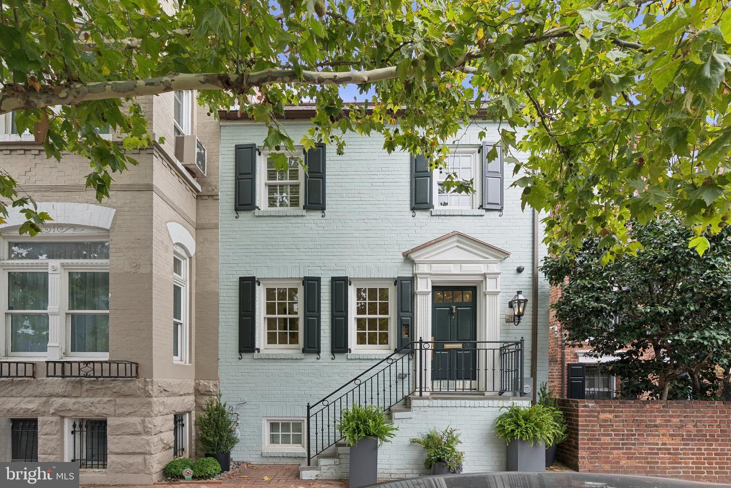 3137 N ST NW, WASHINGTON, District Of Columbia 20007, 3 Bedrooms Bedrooms, ,4 BathroomsBathrooms,Residential,For sale,3137 N ST NW,DCDC2216066 MLS # DCDC2216066