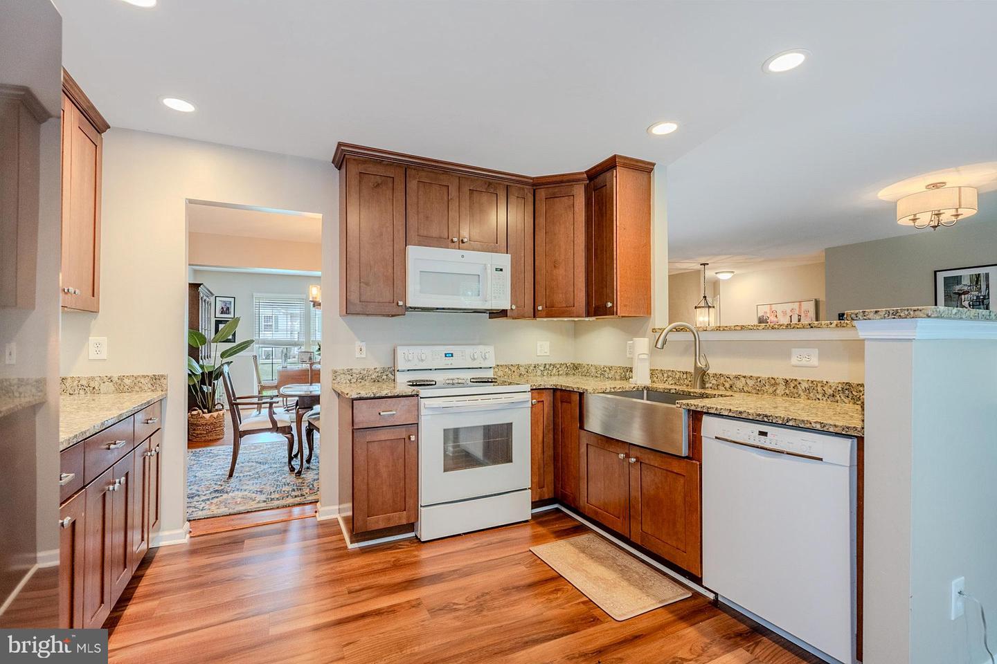 9564 BASILWOOD DR, MANASSAS, Virginia 20110, 4 Bedrooms Bedrooms, ,3 BathroomsBathrooms,Residential,For sale,9564 BASILWOOD DR,VAPW2102170 MLS # VAPW2102170