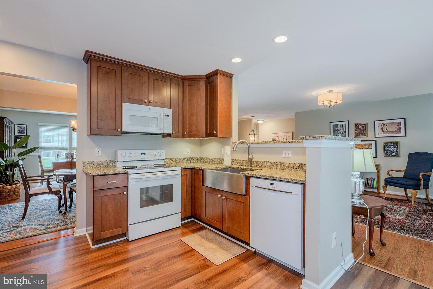 9564 BASILWOOD DR, MANASSAS, Virginia 20110, 4 Bedrooms Bedrooms, ,3 BathroomsBathrooms,Residential,For sale,9564 BASILWOOD DR,VAPW2102170 MLS # VAPW2102170