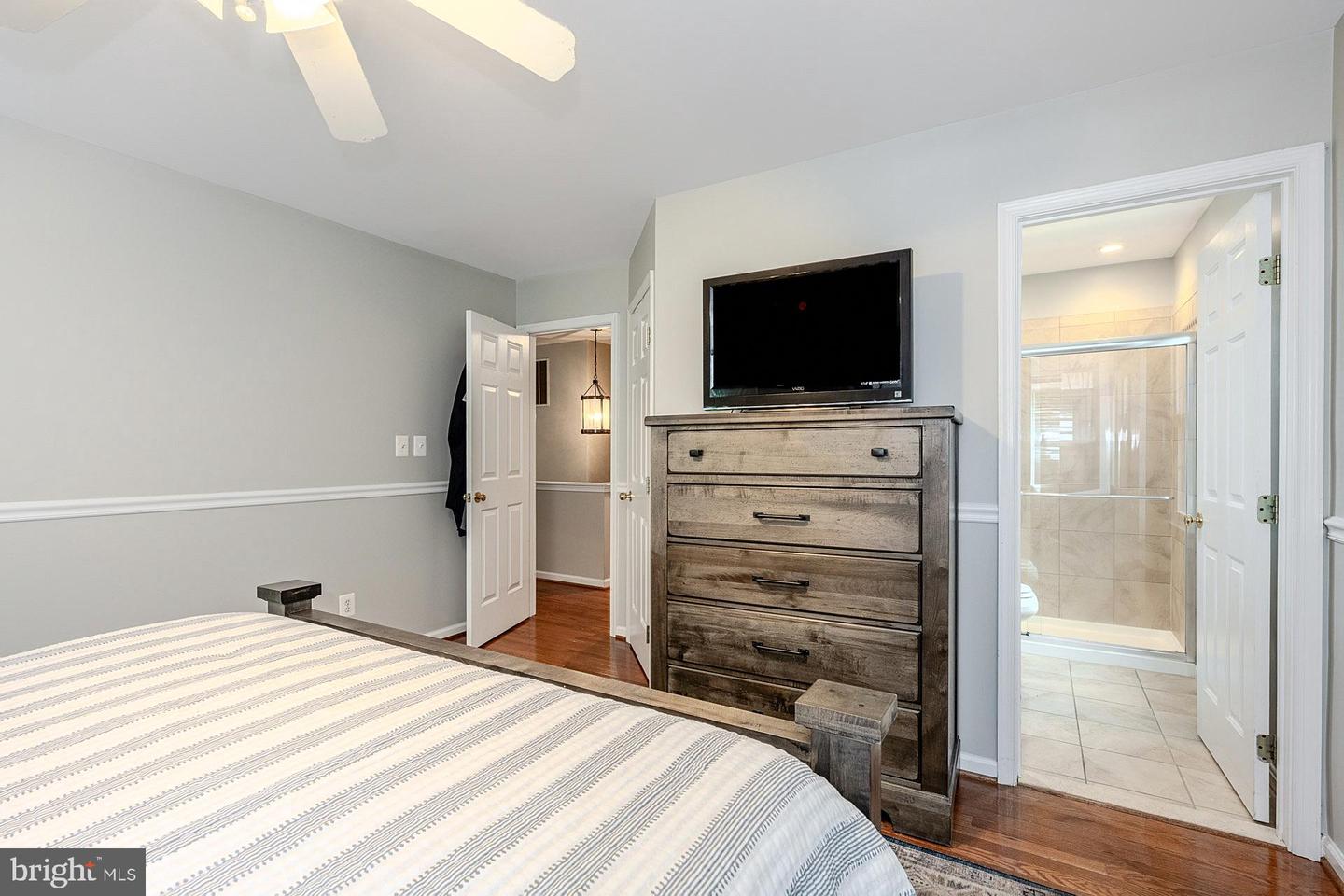 9564 BASILWOOD DR, MANASSAS, Virginia 20110, 4 Bedrooms Bedrooms, ,3 BathroomsBathrooms,Residential,For sale,9564 BASILWOOD DR,VAPW2102170 MLS # VAPW2102170