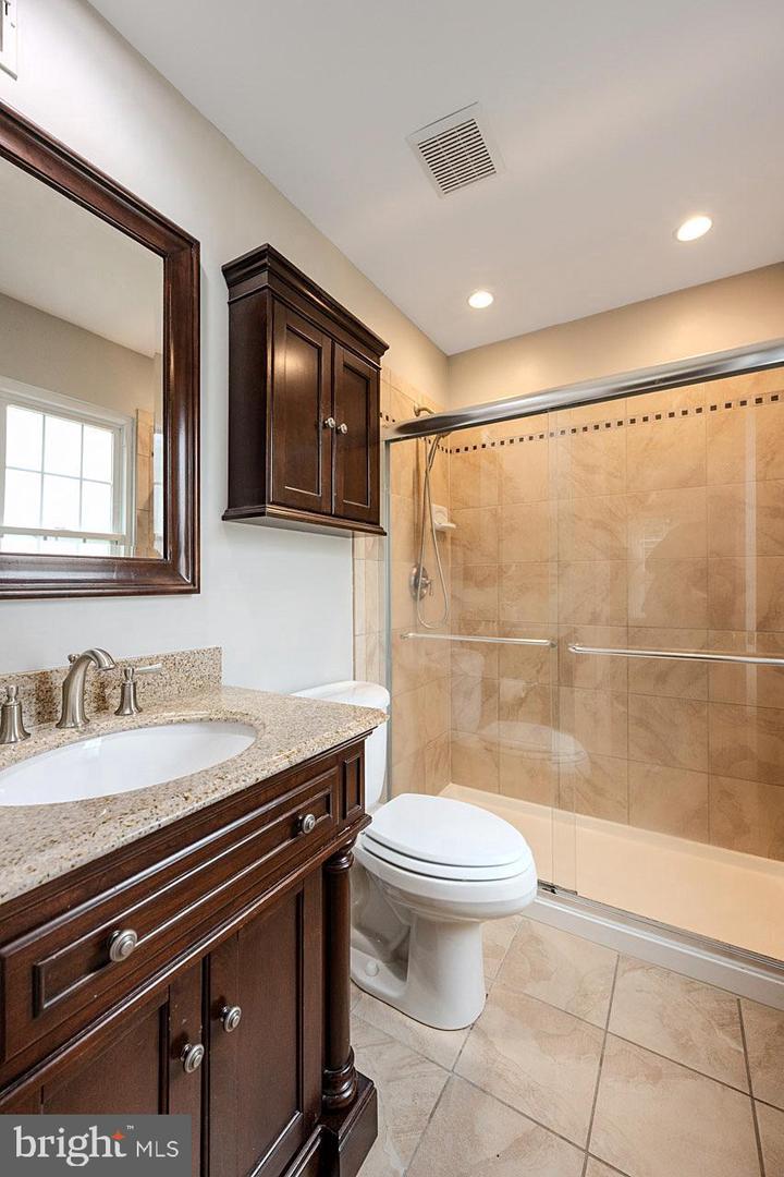 9564 BASILWOOD DR, MANASSAS, Virginia 20110, 4 Bedrooms Bedrooms, ,3 BathroomsBathrooms,Residential,For sale,9564 BASILWOOD DR,VAPW2102170 MLS # VAPW2102170