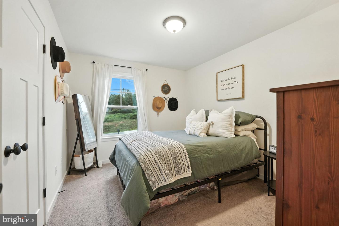 16 CRESTVIEW DR, STAFFORD, Virginia 22556, 4 Bedrooms Bedrooms, ,3 BathroomsBathrooms,Residential,For sale,16 CRESTVIEW DR,VAST2042022 MLS # VAST2042022