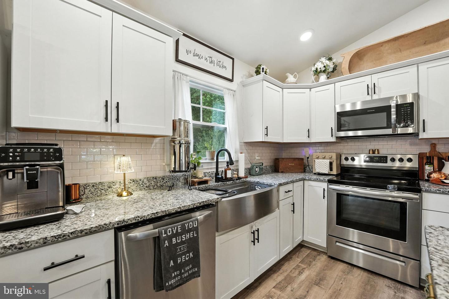 16 CRESTVIEW DR, STAFFORD, Virginia 22556, 4 Bedrooms Bedrooms, ,3 BathroomsBathrooms,Residential,For sale,16 CRESTVIEW DR,VAST2042022 MLS # VAST2042022