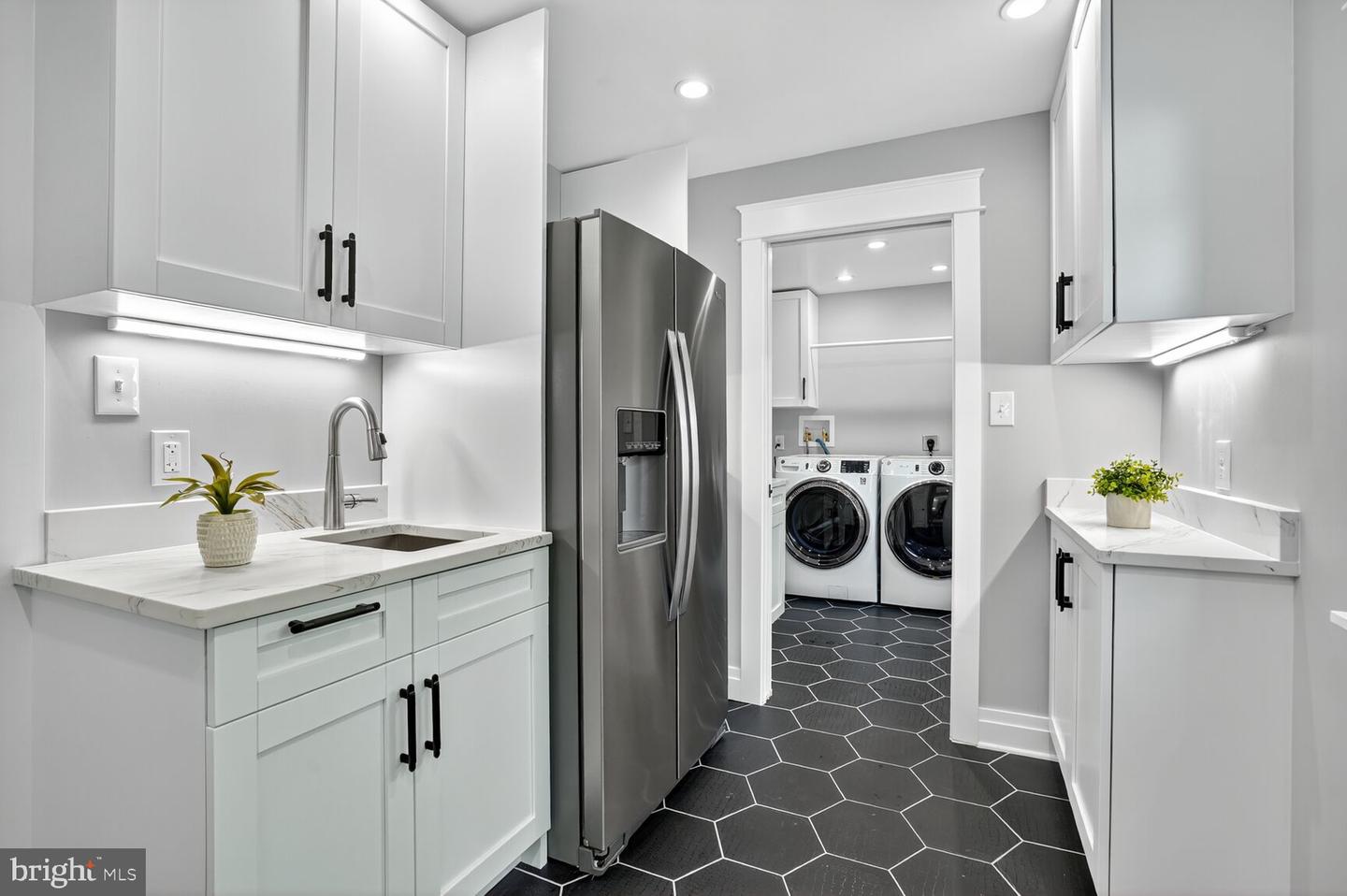 4122 FERRY LANDING RD, ALEXANDRIA, Virginia 22309, 5 Bedrooms Bedrooms, ,5 BathroomsBathrooms,Residential,For sale,4122 FERRY LANDING RD,VAFX2262660 MLS # VAFX2262660