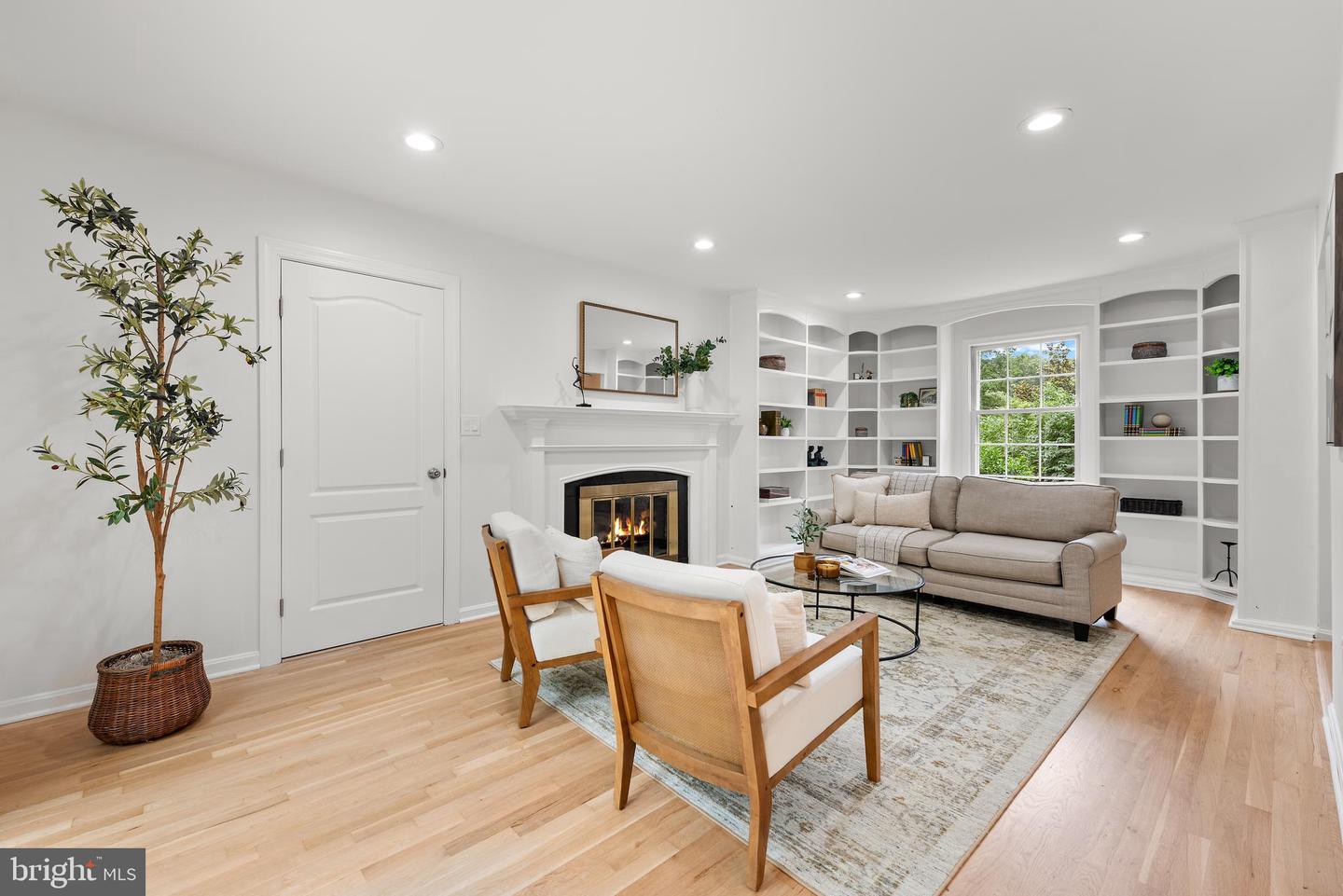 1802 CRANBERRY LN, RESTON, Virginia 20191, 4 Bedrooms Bedrooms, ,2 BathroomsBathrooms,Residential,For sale,1802 CRANBERRY LN,VAFX2262728 MLS # VAFX2262728