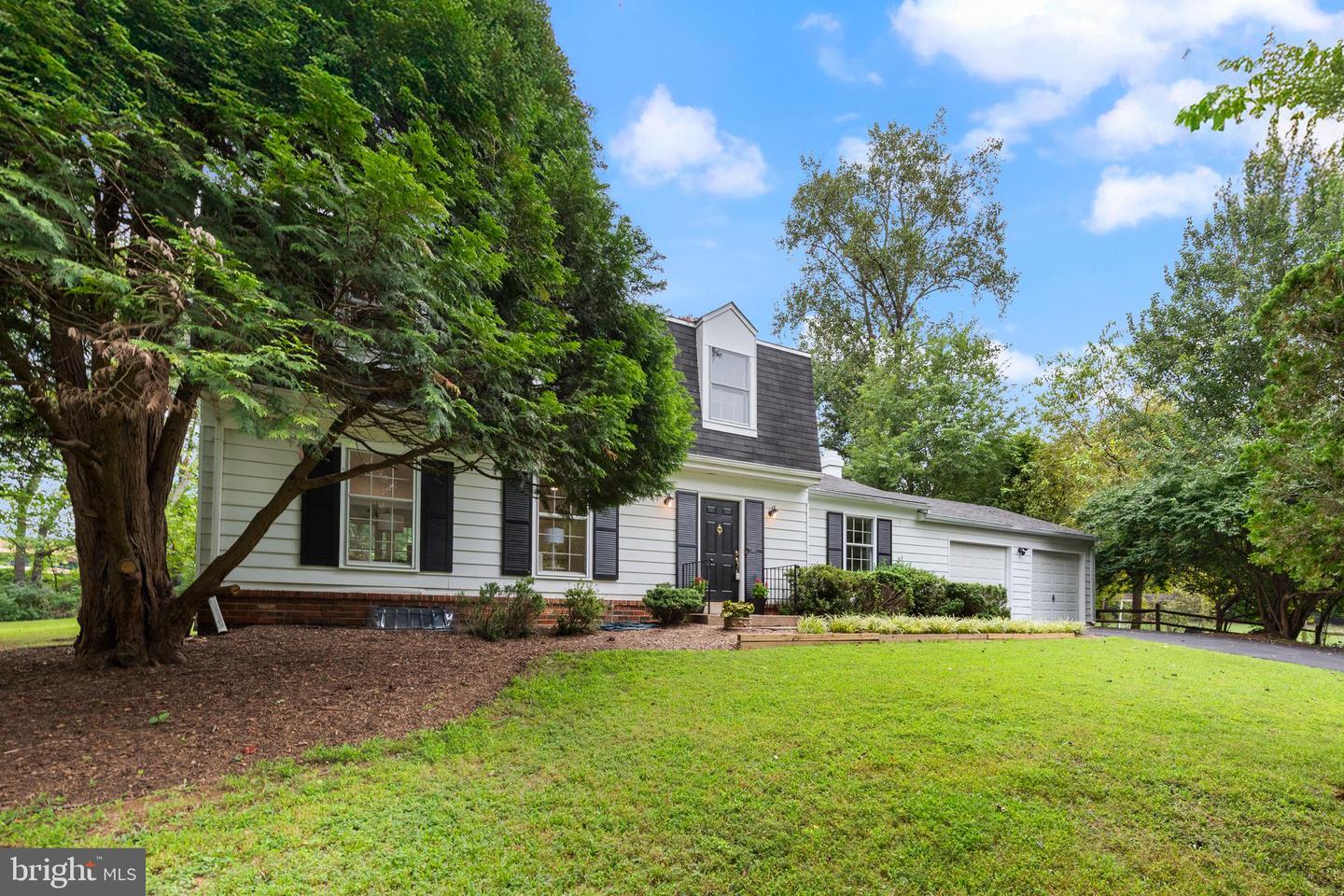 1802 CRANBERRY LN, RESTON, Virginia 20191, 4 Bedrooms Bedrooms, ,2 BathroomsBathrooms,Residential,For sale,1802 CRANBERRY LN,VAFX2262728 MLS # VAFX2262728