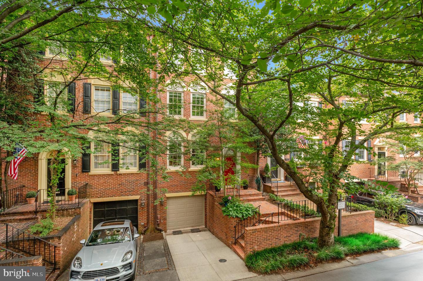 3729 WINFIELD LN NW, WASHINGTON, District Of Columbia 20007, 5 Bedrooms Bedrooms, ,4 BathroomsBathrooms,Residential,For sale,3729 WINFIELD LN NW,DCDC2216296 MLS # DCDC2216296