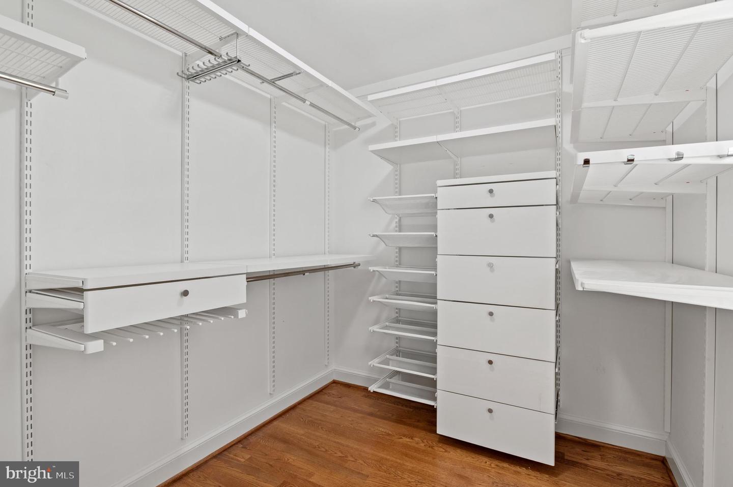 3729 WINFIELD LN NW, WASHINGTON, District Of Columbia 20007, 5 Bedrooms Bedrooms, ,4 BathroomsBathrooms,Residential,For sale,3729 WINFIELD LN NW,DCDC2216296 MLS # DCDC2216296