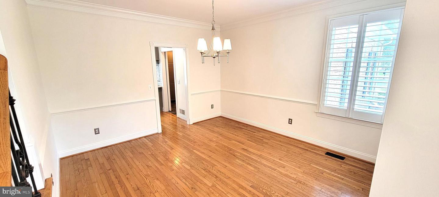 15292 GOLF VIEW DR, HAYMARKET, Virginia 20169, 4 Bedrooms Bedrooms, ,4 BathroomsBathrooms,Residential,For sale,15292 GOLF VIEW DR,VAPW2102208 MLS # VAPW2102208