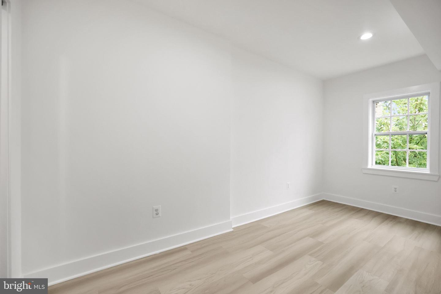 623 LONGFELLOW ST NW, WASHINGTON, District Of Columbia 20011, 5 Bedrooms Bedrooms, ,4 BathroomsBathrooms,Residential,For sale,623 LONGFELLOW ST NW,DCDC2216352 MLS # DCDC2216352