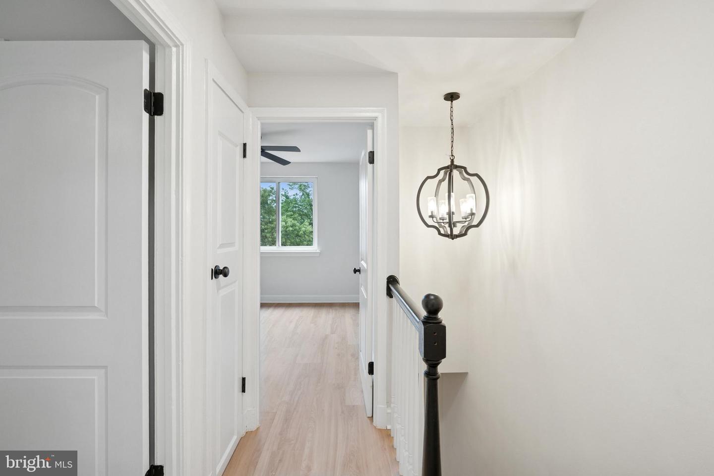 141 LYNHAVEN DR, ALEXANDRIA, Virginia 22305, 2 Bedrooms Bedrooms, ,2 BathroomsBathrooms,Residential,For sale,141 LYNHAVEN DR,VAAX2048896 MLS # VAAX2048896